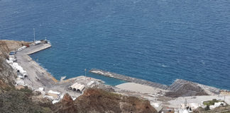 Athinios port, construction in progress