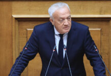 Μ. Καφούρος: Ερώτηση στη Βουλή για την επίσπευση κατασκευής νέου λιμανιού στη Σαντορίνη