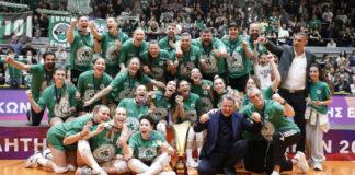 Αθλήτριες βόλεϊ του Παναθηναϊκού πανηγυρίζουν την κατάκτηση του πρωταθλήματος 2025-2026